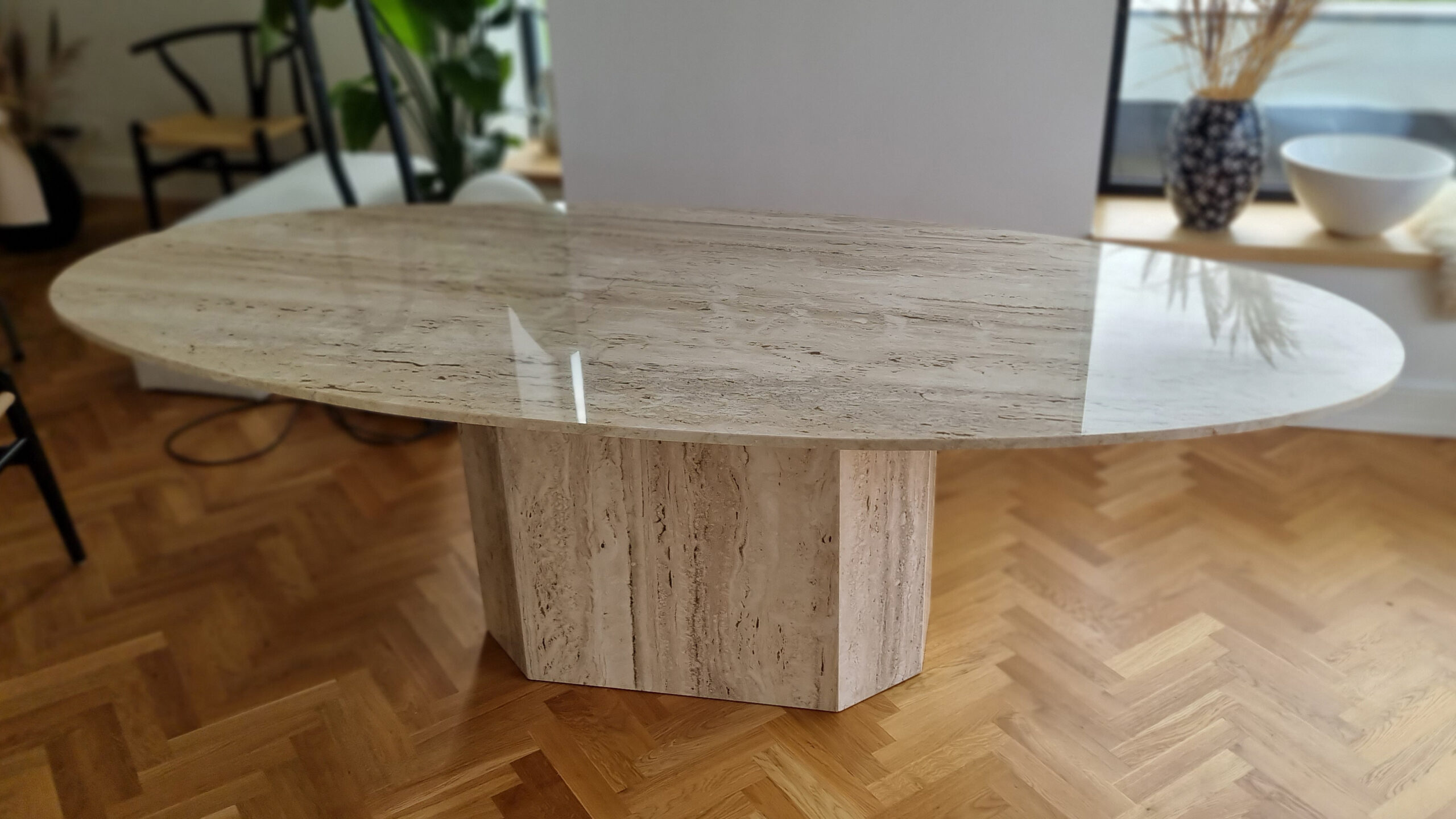 Söögilaud Travertino Classic